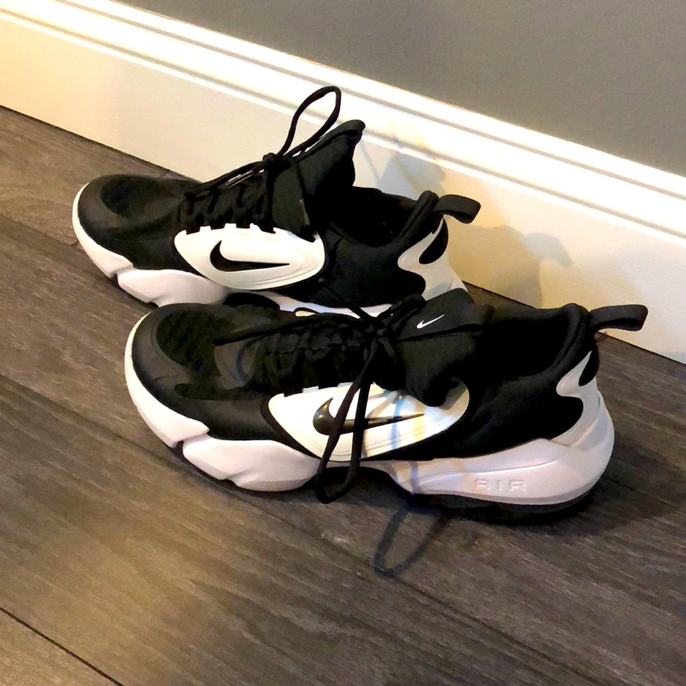 US size 10 Womens. Nike. Air Savage. Black and white. Gently worn.